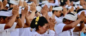 praying in nyepi