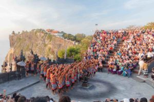 kecak dance in uluwatu